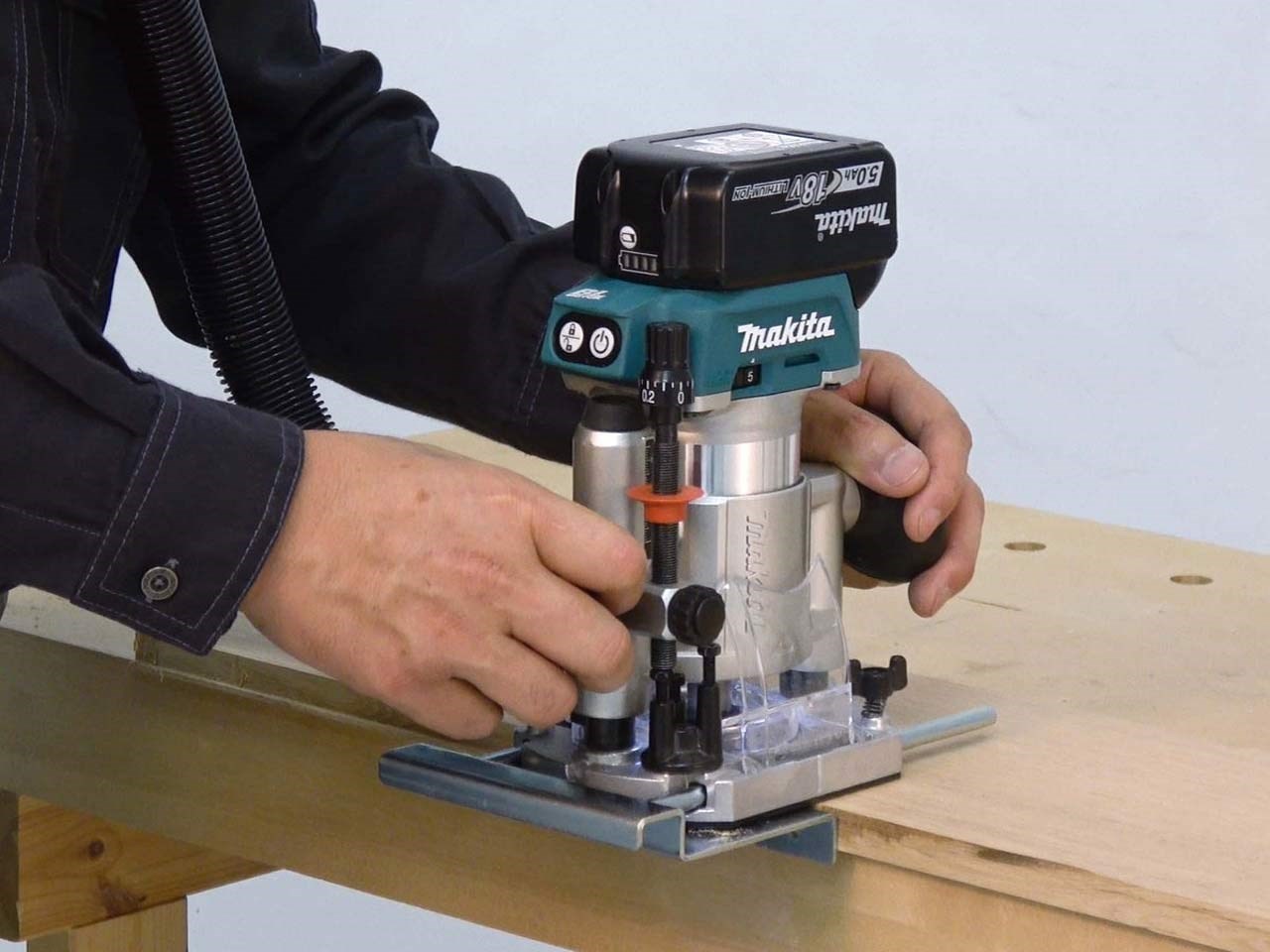 MAKITA RIFILATORE FRESATRICE A BATTERIA 18V mod DRT50RTJX2 COMPLETA NUOVA - immagine 3